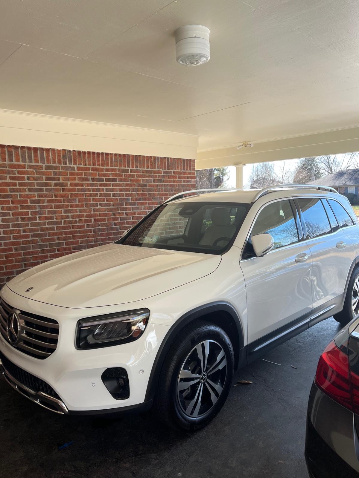 Mercedes GLB-Class 2025