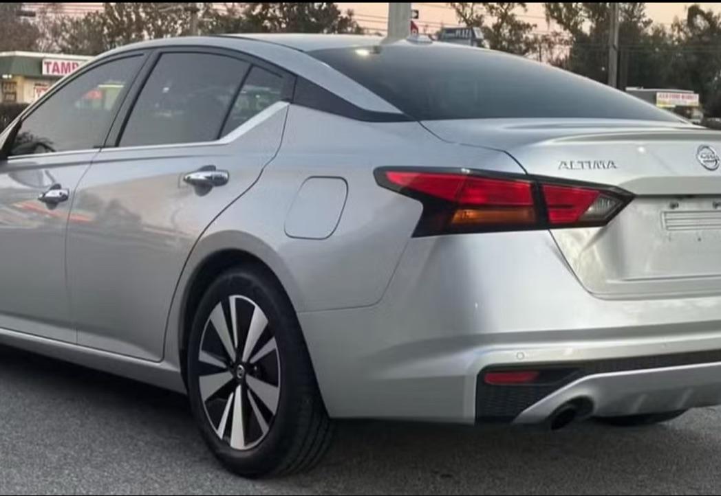 Nissan Altima 2019
