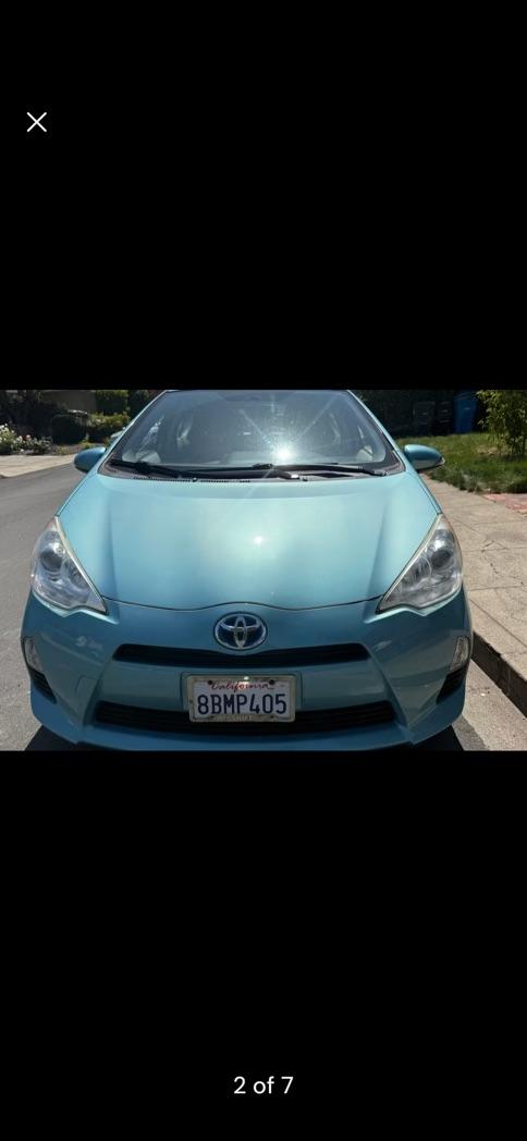 Toyota Prius C 2013