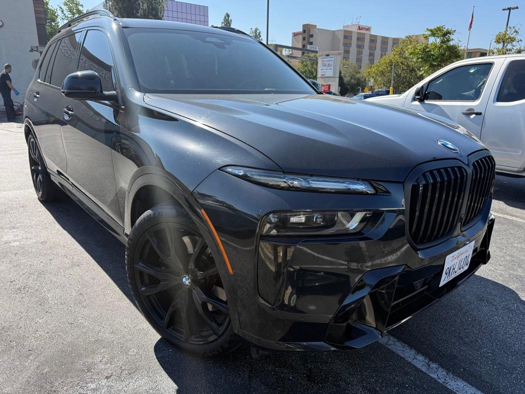 BMW X7 2024