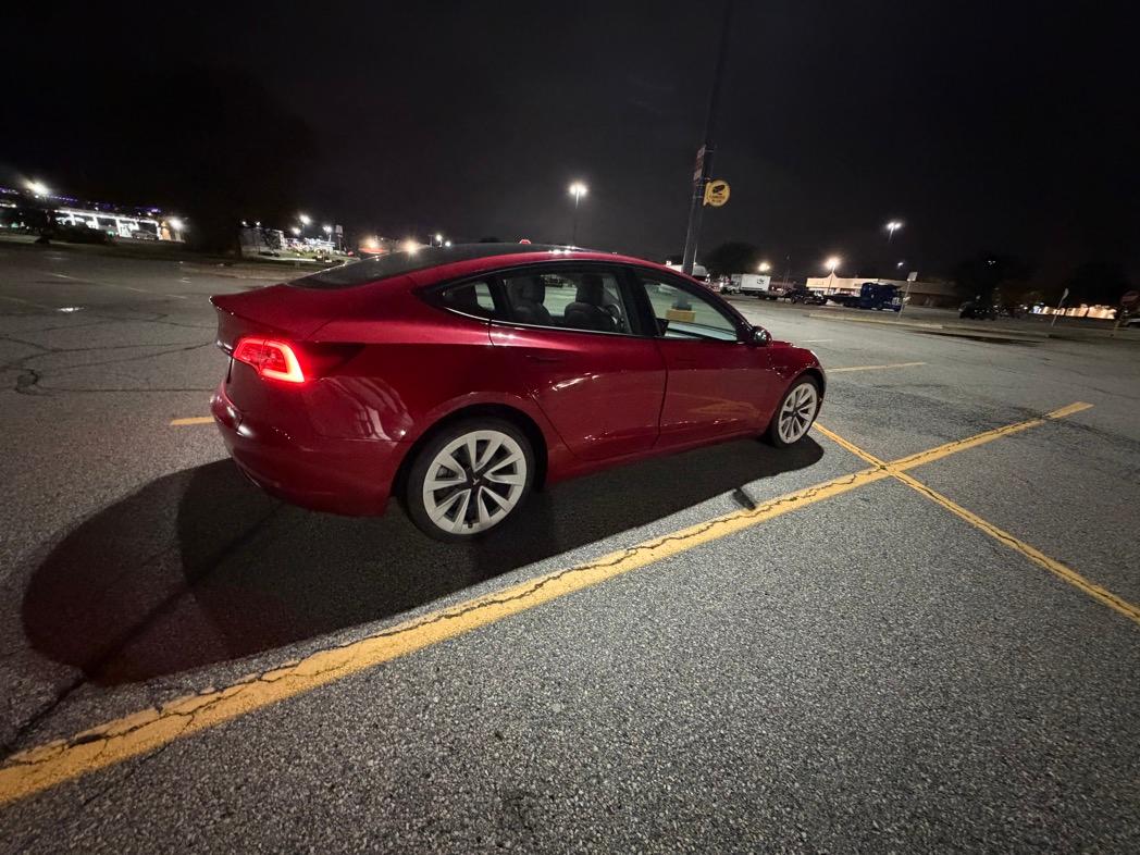 Tesla Model 3 2022