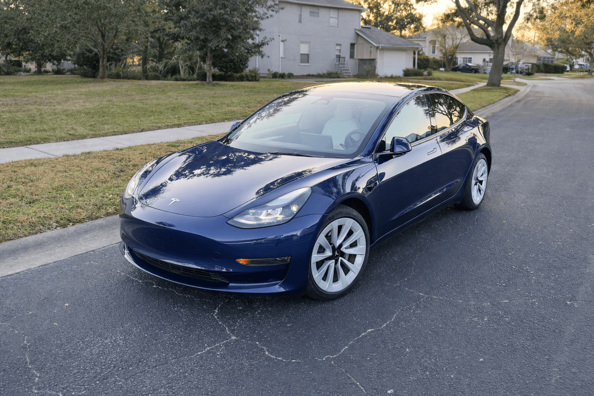 Tesla Model 3 2023
