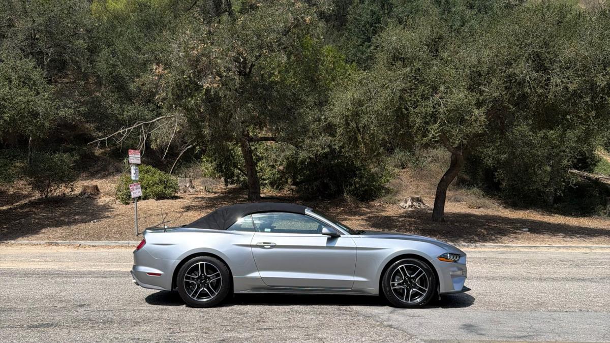 Ford Mustang 2023