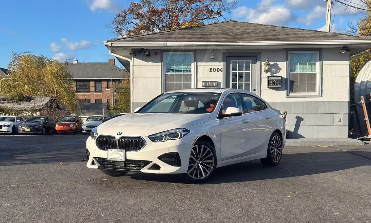 BMW 228i 2022