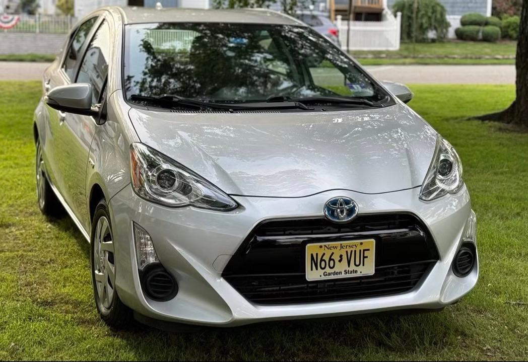 Toyota Prius C 2015