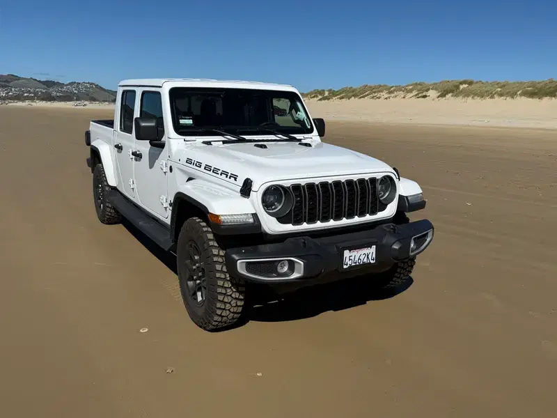 Car Image 4