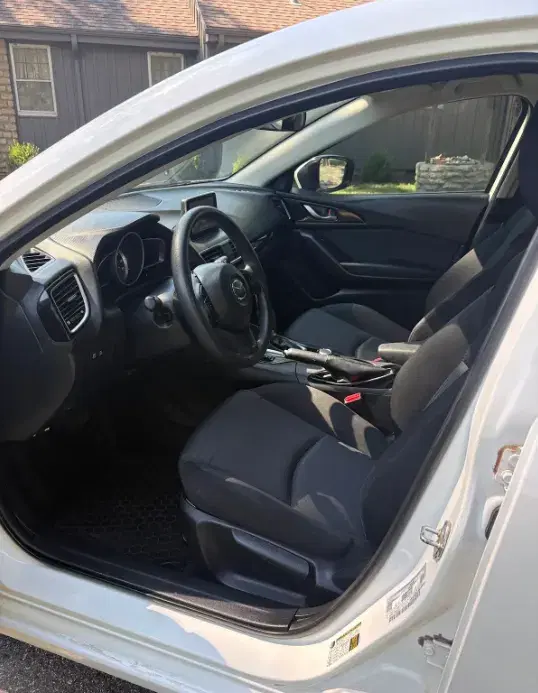 Car Image 4