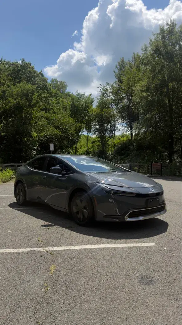 Car Image 4