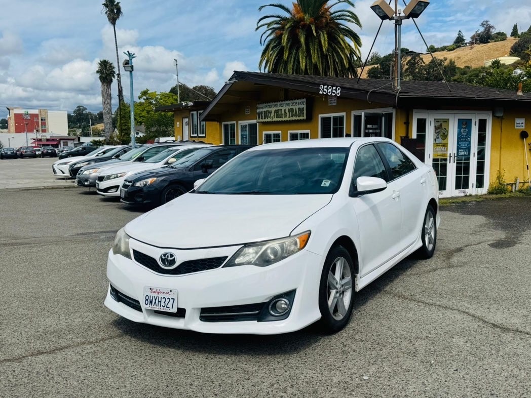 Toyota Camry 2012