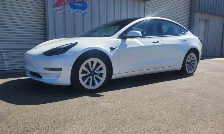 Tesla Model 3 2025