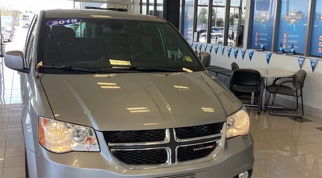 Dodge Caravan 2019