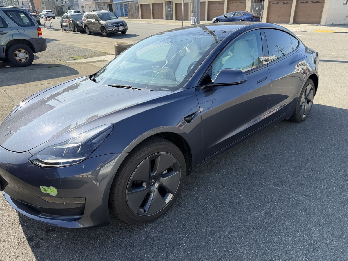 Tesla Model 3 2023
