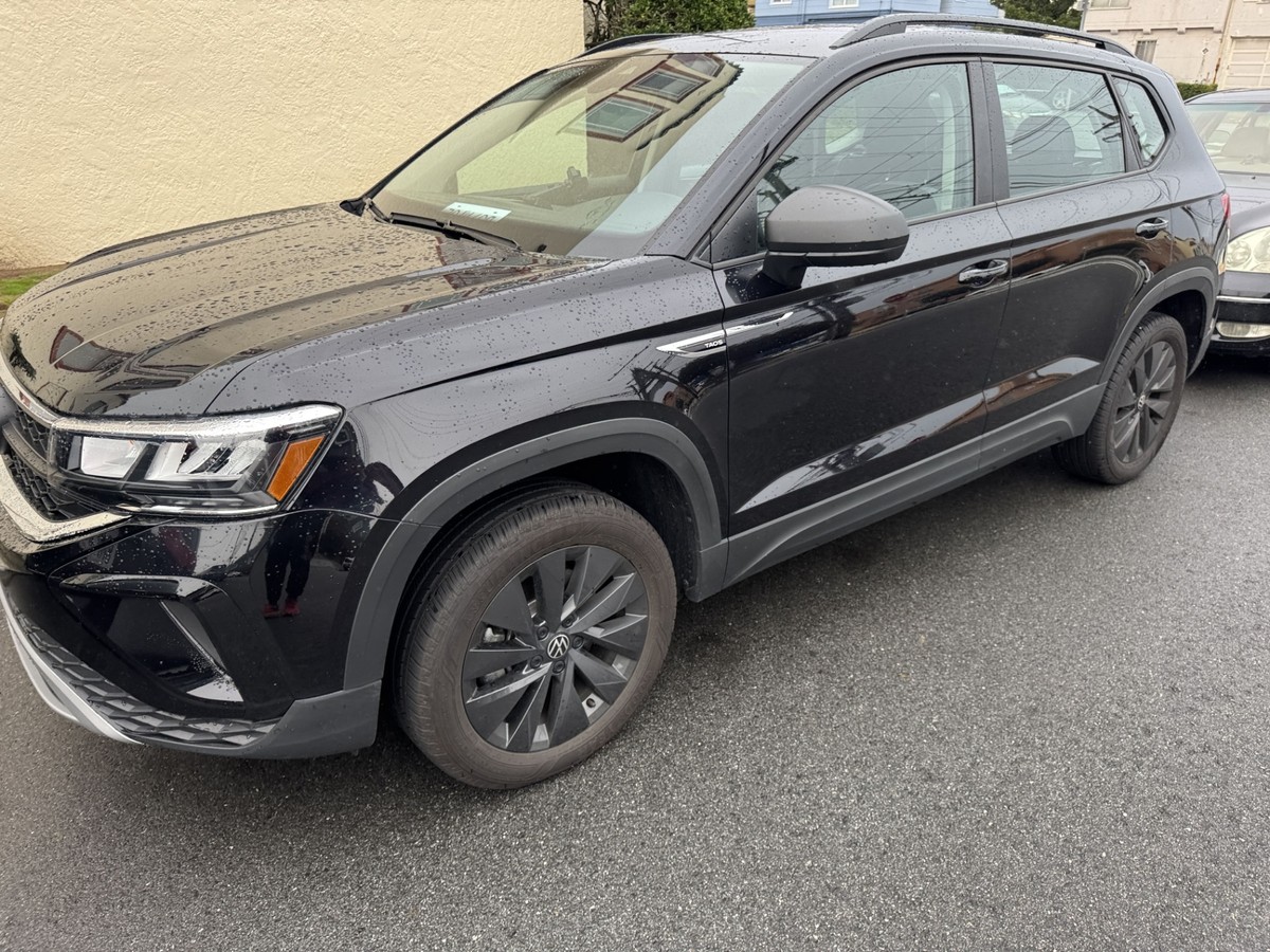 Volkswagen Taos 2024