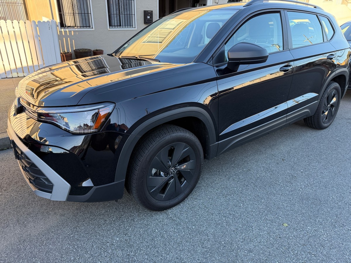 Volkswagen Taos 2025