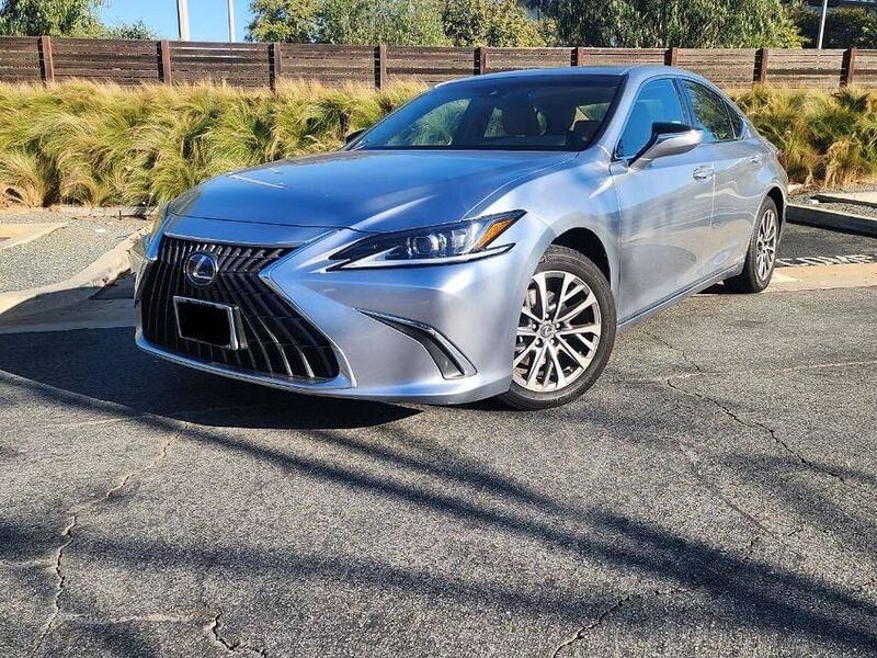 Lexus ES 2022
