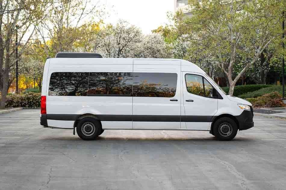 Mercedes Sprinter 2025
