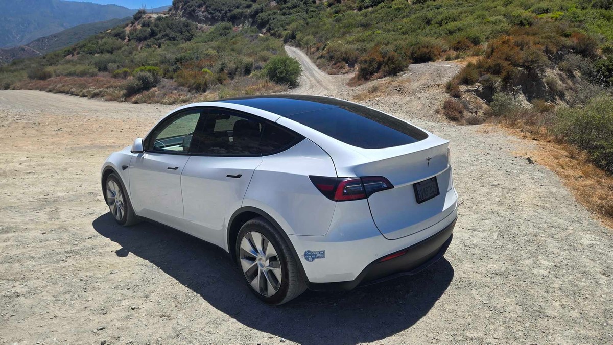 Tesla Model Y 2021