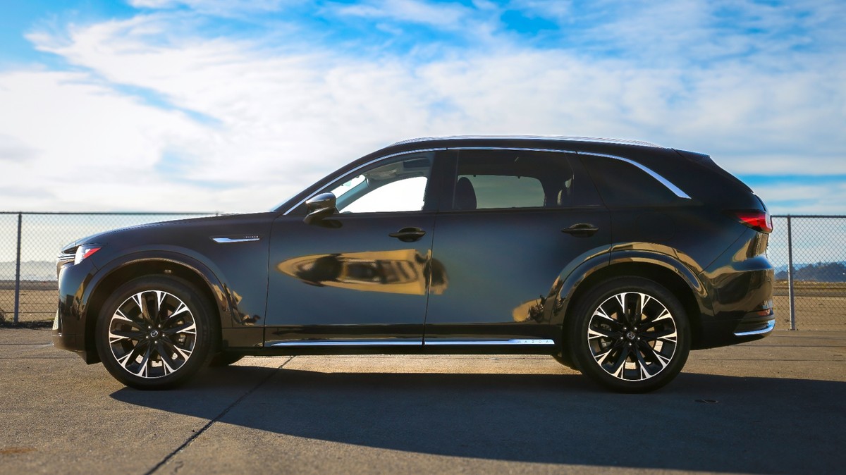 Mazda CX-90 2024