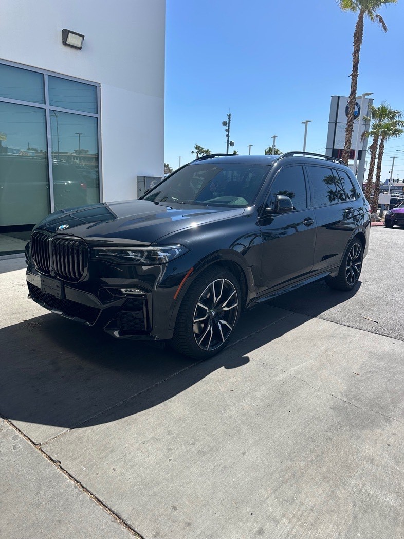 BMW X7 2021