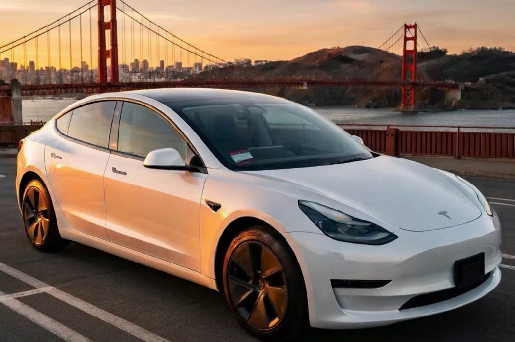 Tesla Model 3 2023