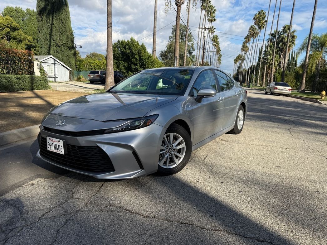 Toyota Camry 2025