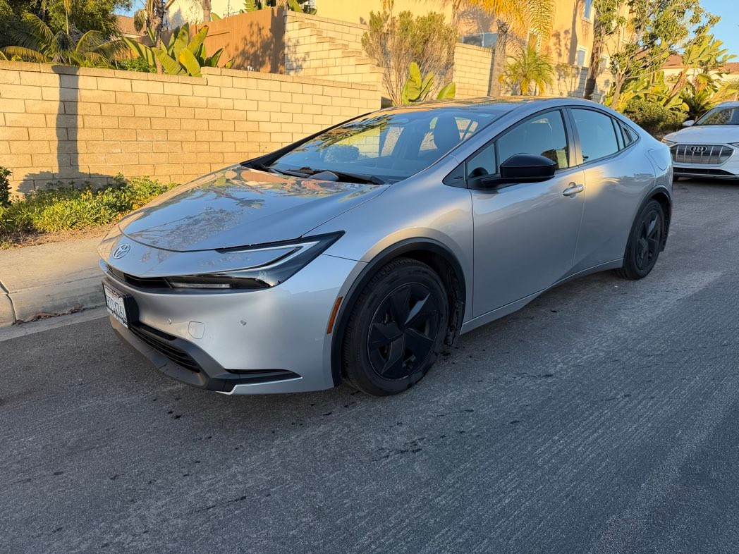 Toyota Prius 2025