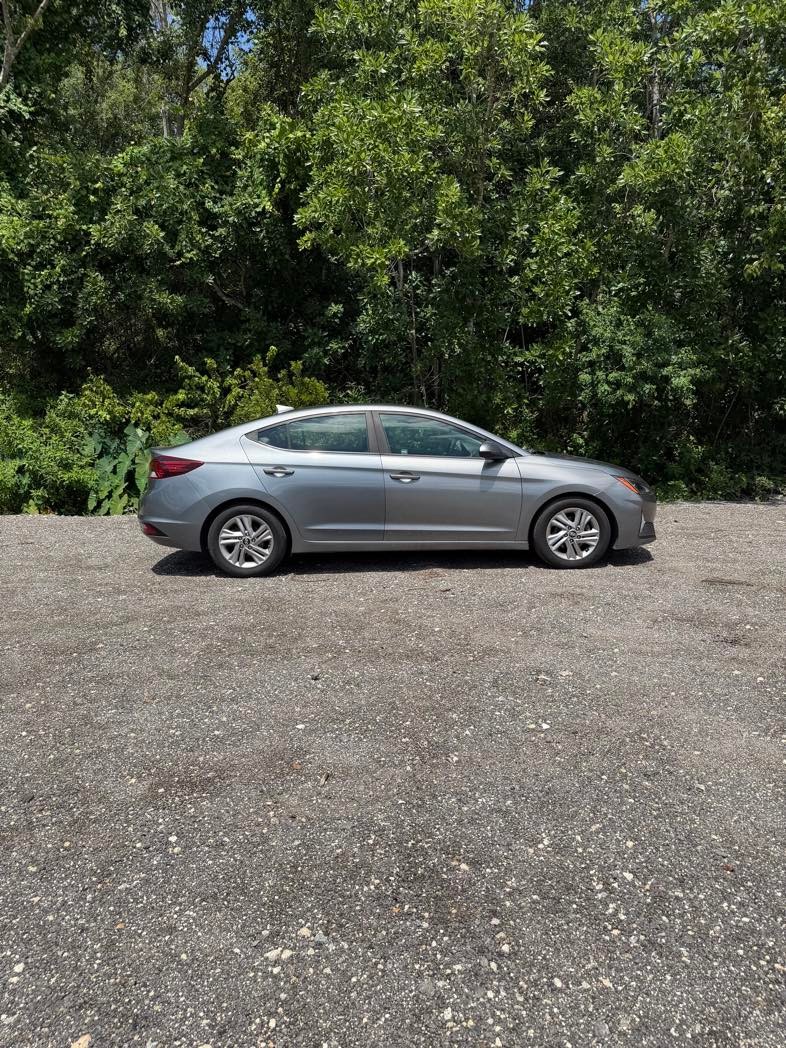 Hyundai Elantra 2019
