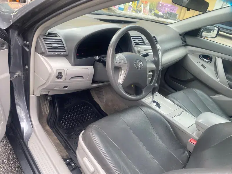 Car Image 2