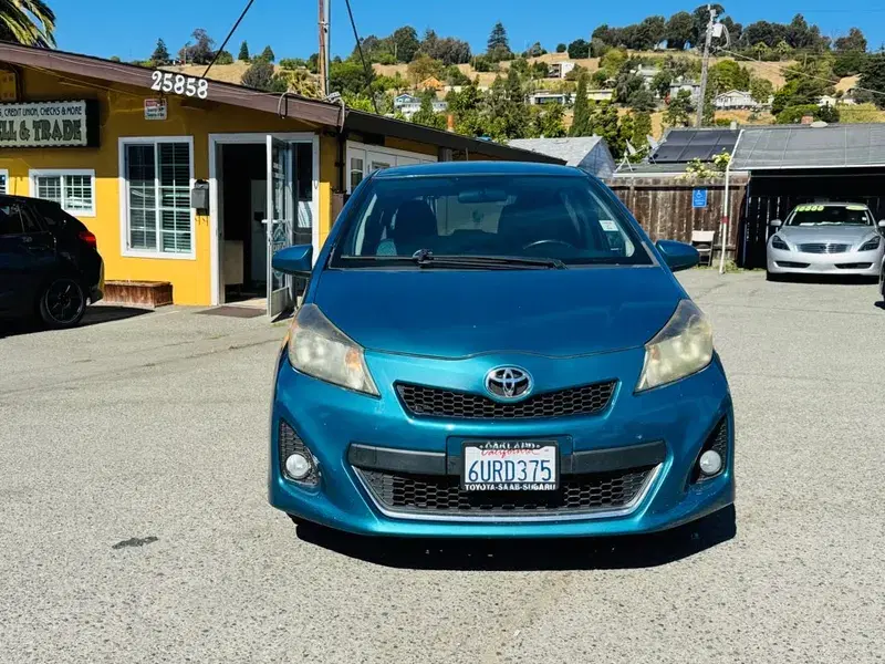 Car Image 2