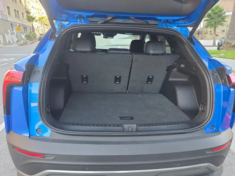 Car Image 4