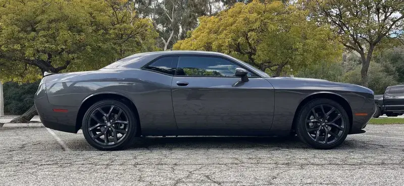Car Image 4