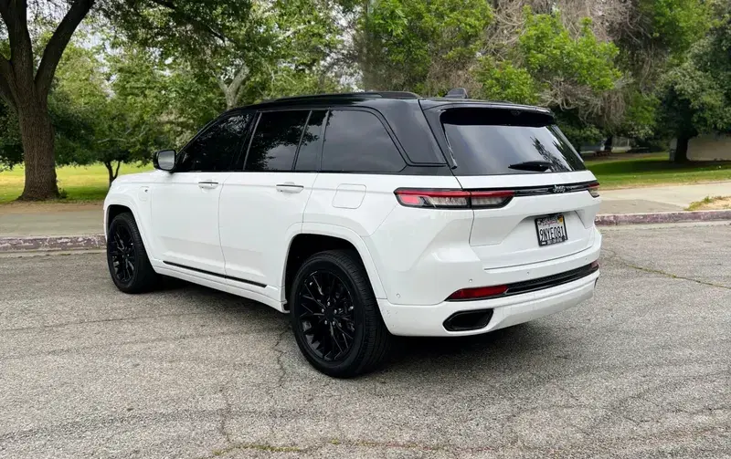 Car Image 4