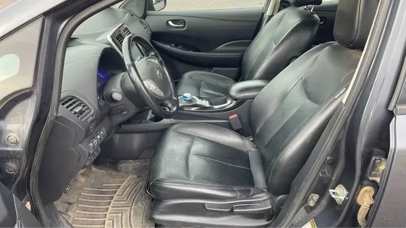 Car Image 3