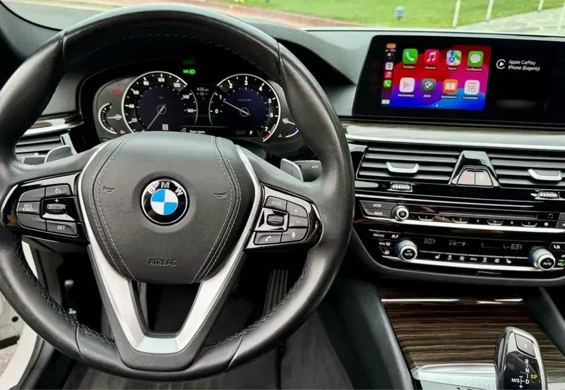 Car Image 3
