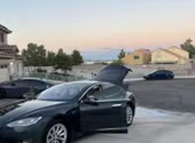 Tesla Model S 2024