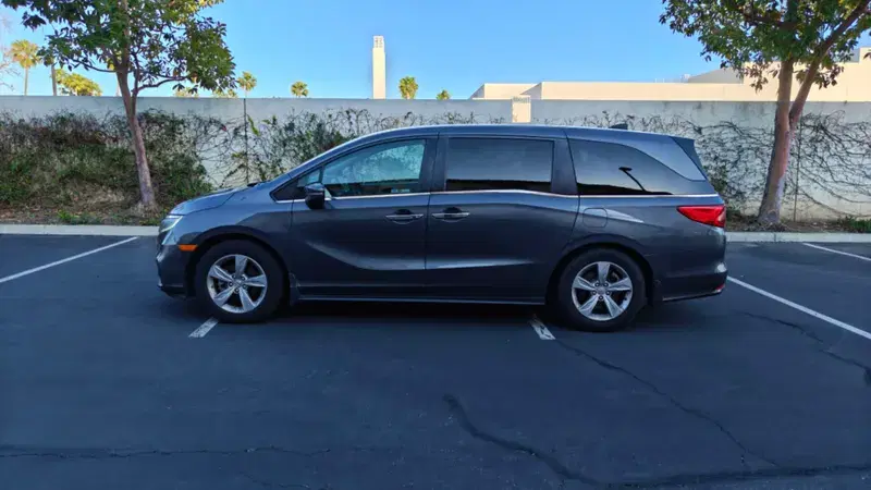 Car Image 4