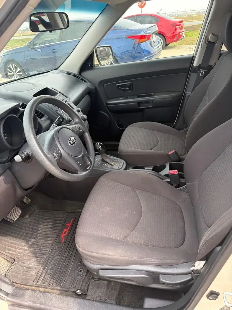 Car Image 4