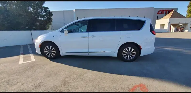 Car Image 2