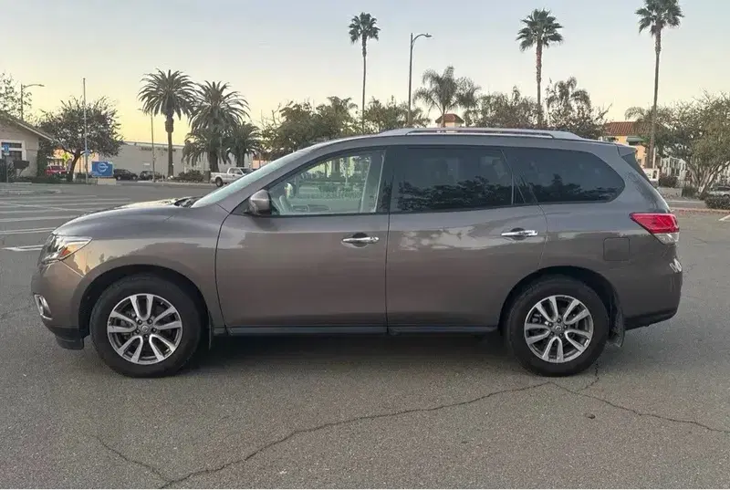 Car Image 2