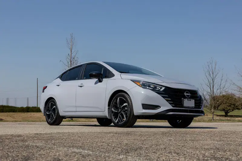 Car Image 4