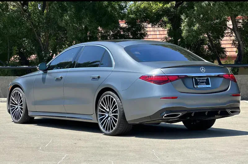 Car Image 4
