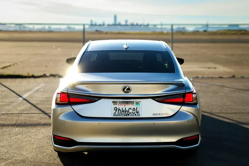 Car Image 4
