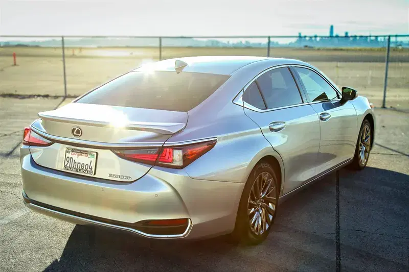 Car Image 3