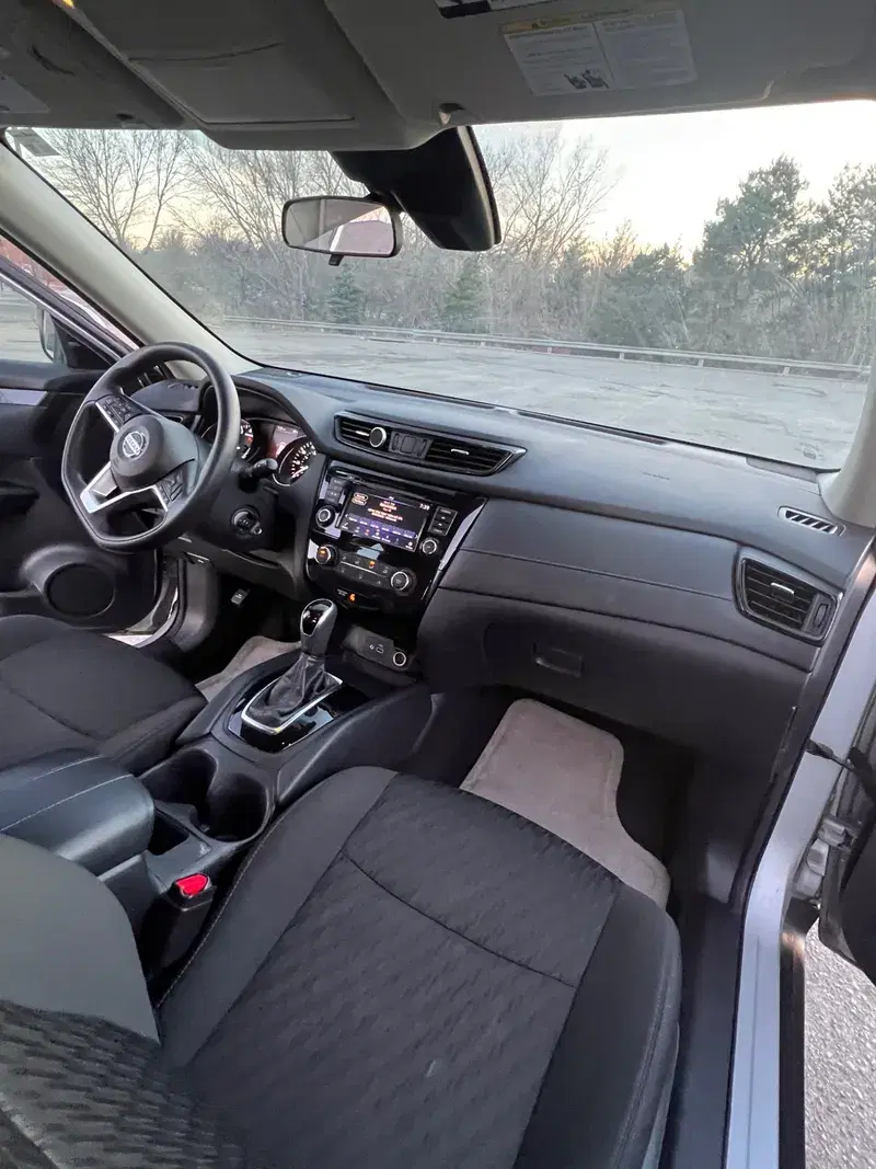 Car Image 3