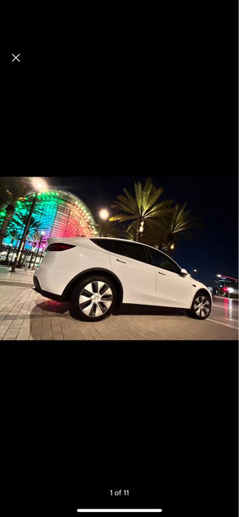 Tesla Model Y 2024