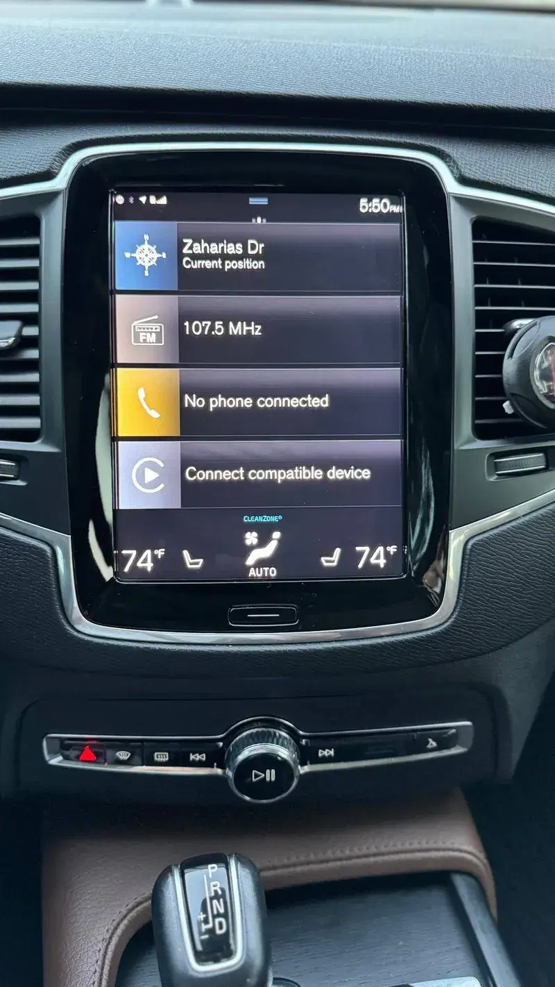 Car Image 3