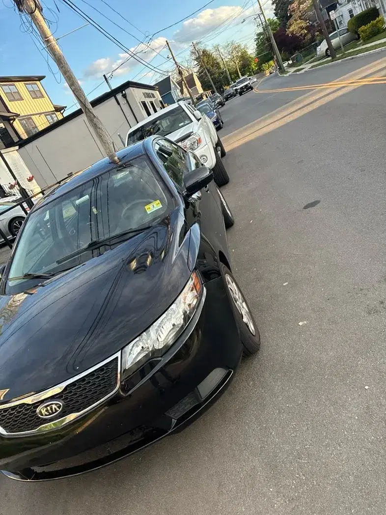 Car Image 4