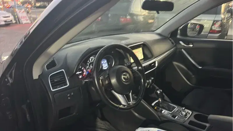 Car Image 3