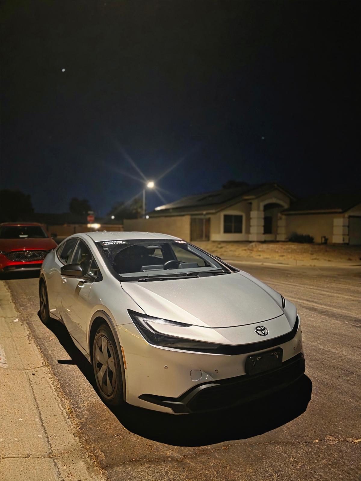 Toyota Prius 2024