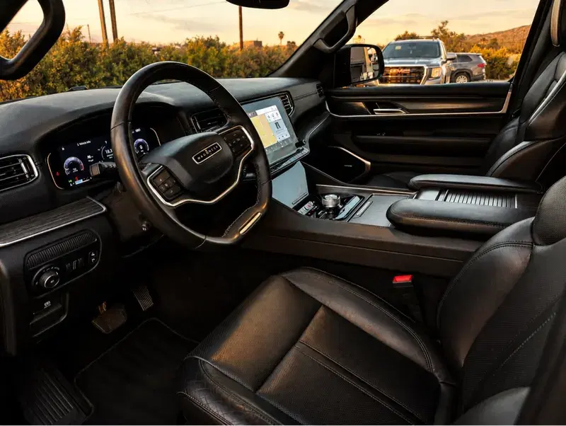 Car Image 4